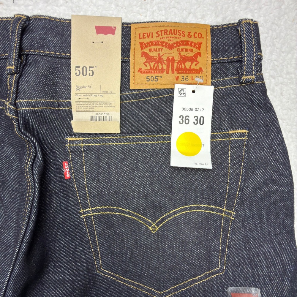 Levis 505 Regular Fit Jeans Mens 36x30 Dark Wash Indigo Straight Leg NWT